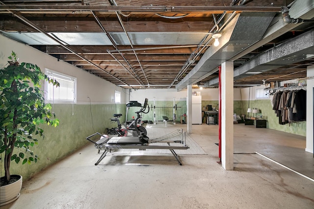 443 W Water St, Kankakee, IL 60901 - exercise room featuring healthy amount of natural light