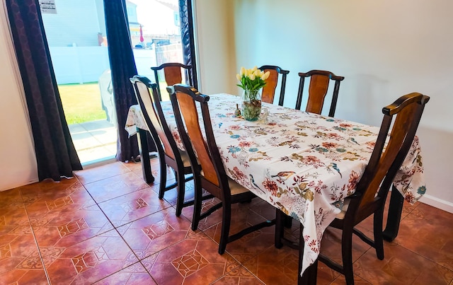 3113 Meadowsedge Ln, Joliet, IL 60436 - dining space with healthy amount of natural light
