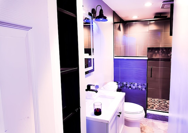 3113 Meadowsedge Ln, Joliet, IL 60436 - full bath featuring a stall shower and vanity