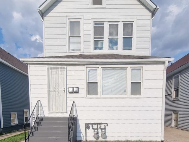 view of front facade