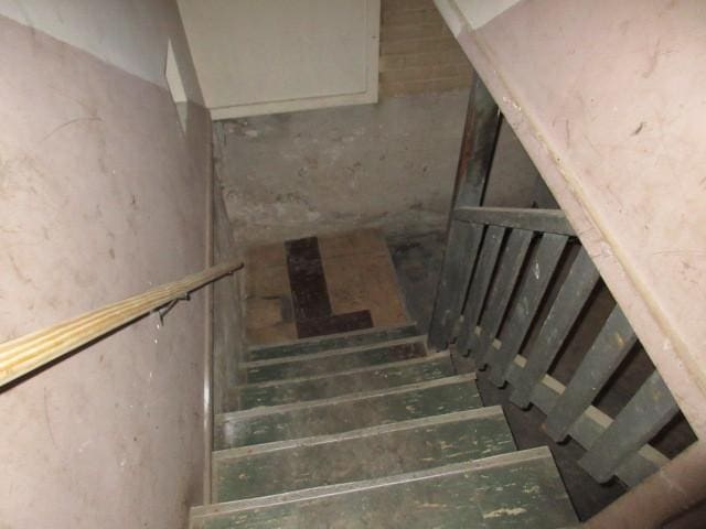 7700 S Ada St, Chicago, IL 60620 - view of staircase