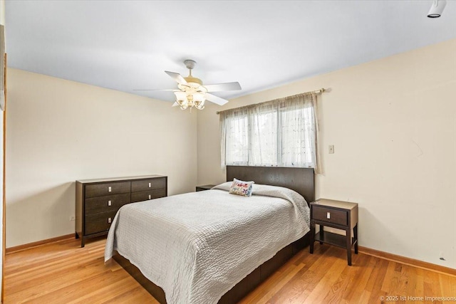 4616 W 105th Pl, Oak Lawn, IL 60453 - bedroom featuring light wood-type flooring and a ceiling fan