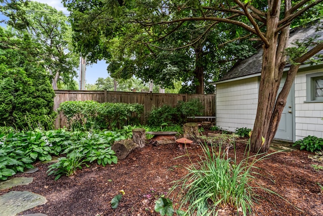 2423 Harrison St, Evanston, IL 60201 - view of yard