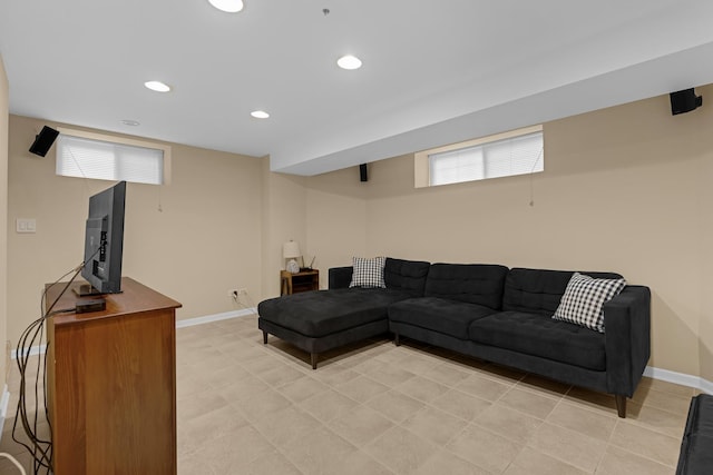 5609 N Mango Ave Unit 1W, Chicago, IL 60646 - living area with recessed lighting and baseboards