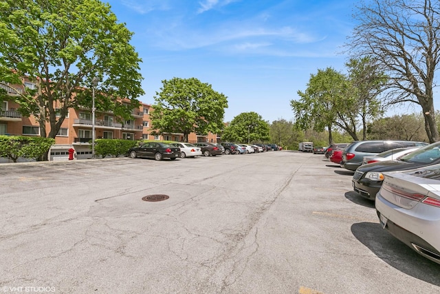940 Holbrook Rd Unit 34C, Homewood, IL 60430 - view of uncovered parking lot