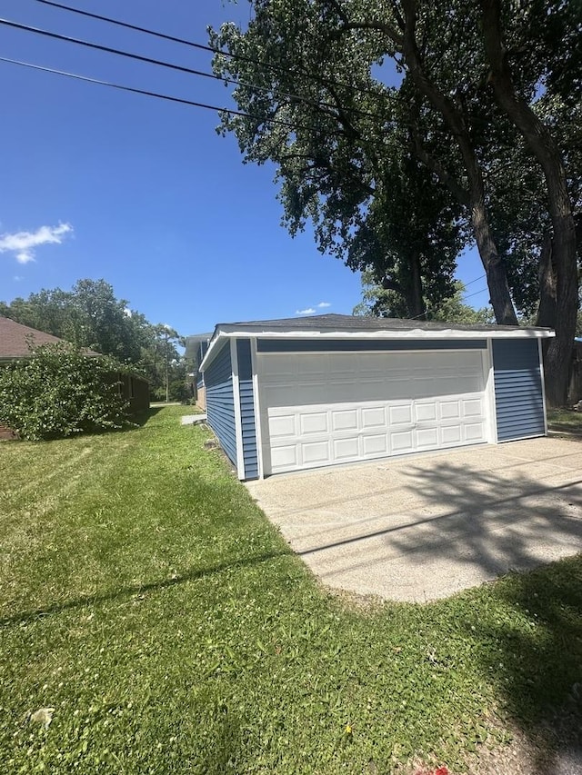 933 E 142nd St, Dolton, IL 60419 - view of detached garage