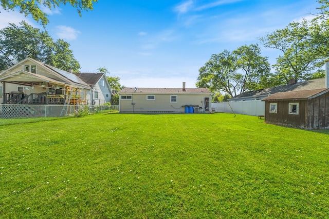 8116 Leamington St, Burbank, IL 60459 - fenced backyard with a storage unit