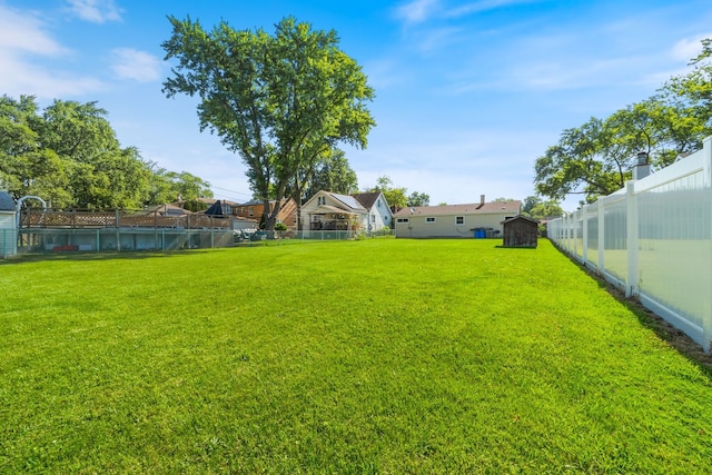 8116 Leamington St, Burbank, IL 60459 - view of yard