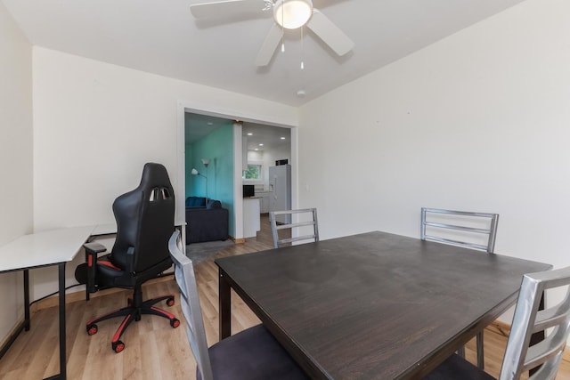 411 E Mazon St, Gardner, IL 60424 - office space featuring wood finished floors and ceiling fan
