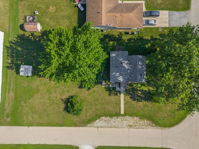 411 E Mazon St, Gardner, IL 60424 - drone / aerial view