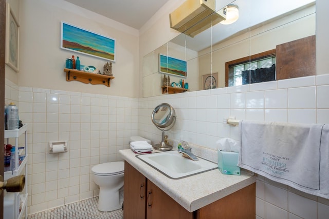 874 Hillandale Dr, Antioch, IL 60002 - bathroom featuring vanity, tile walls, and tile patterned flooring
