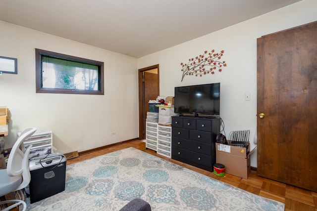874 Hillandale Dr, Antioch, IL 60002 - home office with baseboards
