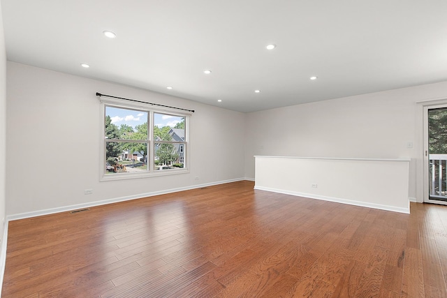 2725 Weeping Willow Dr Unit D, Lisle, IL 60532 - empty room featuring wood finished floors and recessed lighting