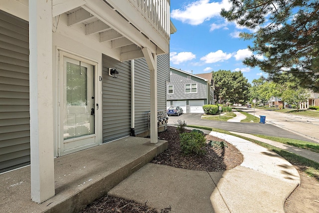 2725 Weeping Willow Dr Unit D, Lisle, IL 60532 - view of patio featuring a residential view