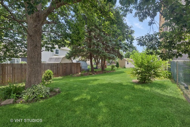 3087 Clifton Ct, Aurora, IL 60504 - view of fenced backyard