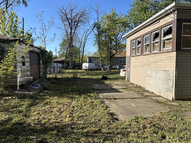 10230 S Union Ave, Chicago, IL 60628 - view of yard
