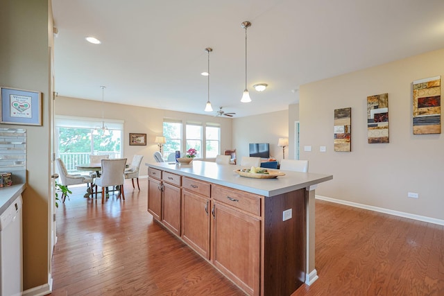 692 Canton Ct, Oswego, IL 60543 - photo 5
