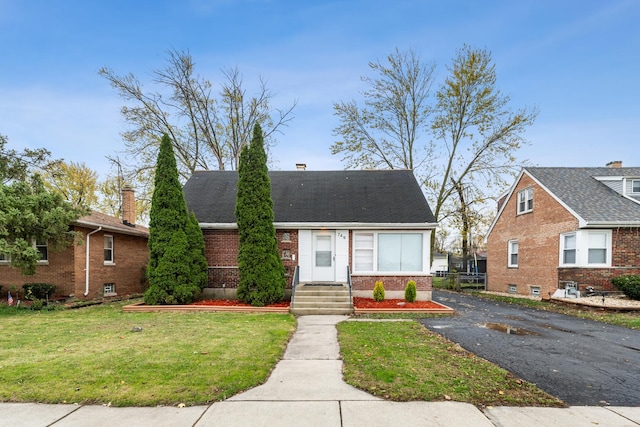 749 E 154th St, South Holland, IL 60473 - photo 2