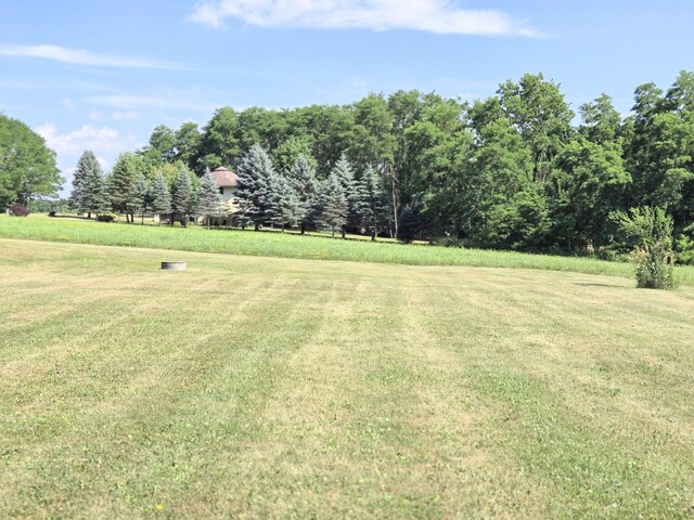 1928 Hidden Valley Dr, Lanark, IL 61046 - view of grassy yard