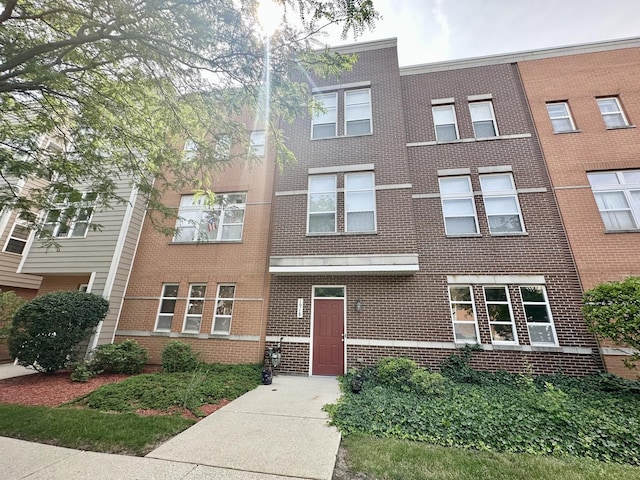 1918 N Lotus Ave, Chicago, IL 60639 - photo 15