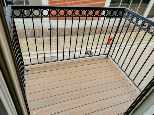 331 E 17th St, Chicago, IL 60616 - view of balcony