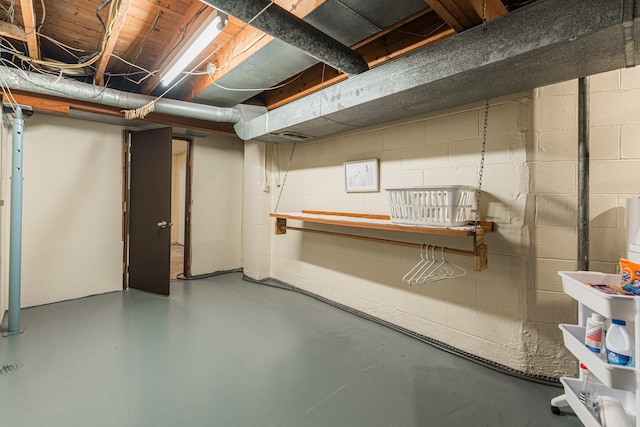 817 Meadow Ln, Sycamore, IL 60178 - unfinished basement with concrete block wall