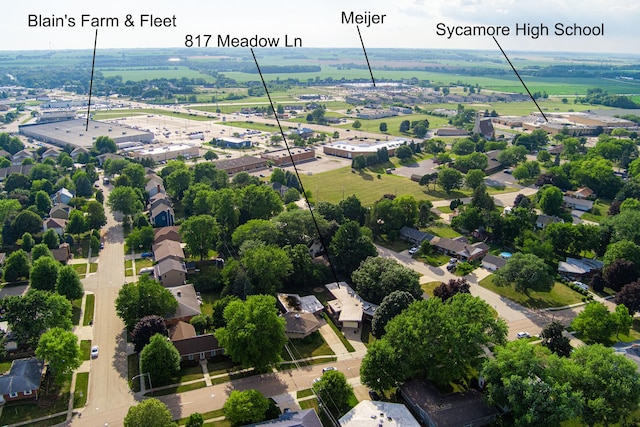 817 Meadow Ln, Sycamore, IL 60178 - bird's eye view