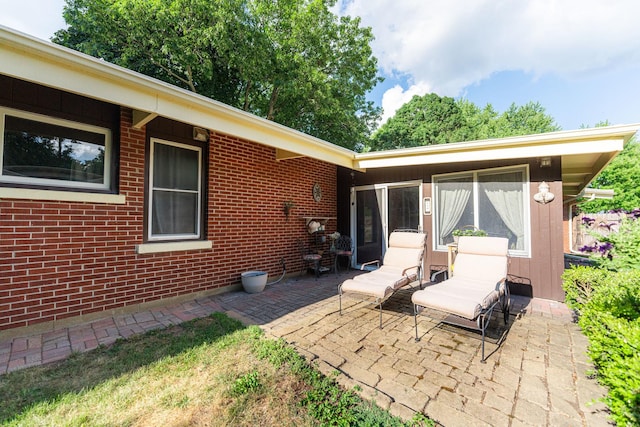 817 Meadow Ln, Sycamore, IL 60178 - view of patio