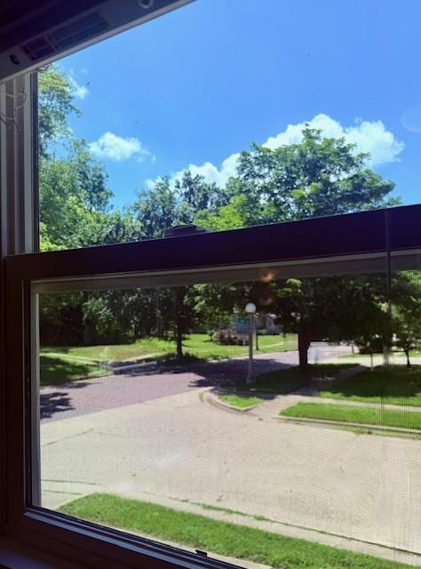 902 E Illinois St, Urbana, IL 61801 - photo 120