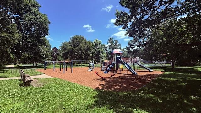 902 E Illinois St, Urbana, IL 61801 - photo 162