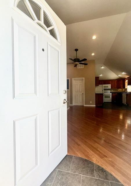 902 E Illinois St, Urbana, IL 61801 - photo 28