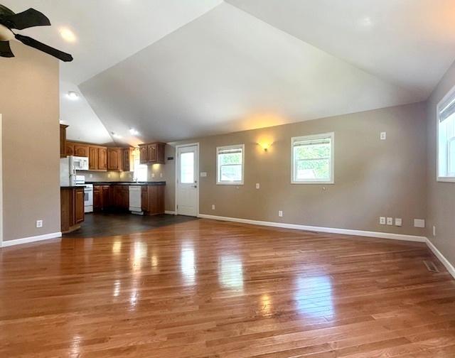 902 E Illinois St, Urbana, IL 61801 - photo 43