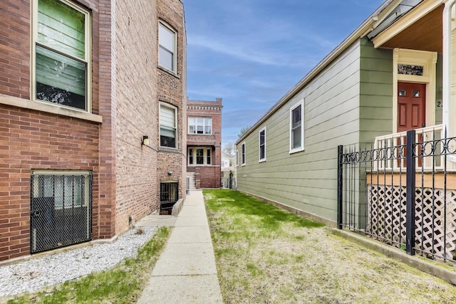 2333 N Spaulding Ave, Chicago, IL 60647 - view of yard