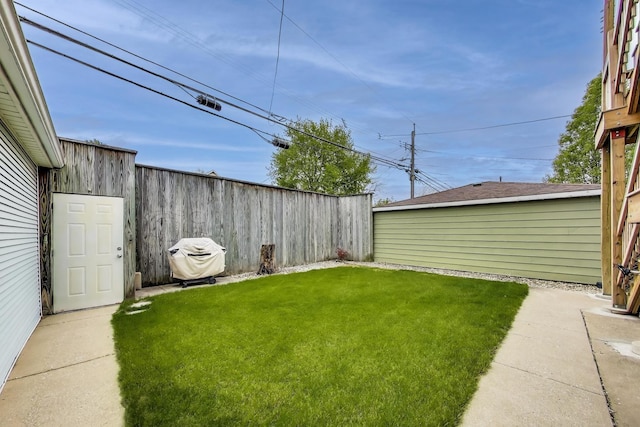 2333 N Spaulding Ave, Chicago, IL 60647 - view of yard
