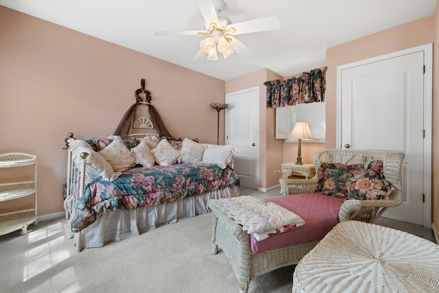 700 Monroe Dr, Lindenhurst, IL 60046 - bedroom featuring carpet and ceiling fan