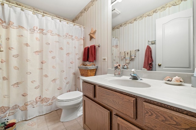 700 Monroe Dr, Lindenhurst, IL 60046 - full bath featuring tile patterned flooring, wallpapered walls, vanity, and curtained shower
