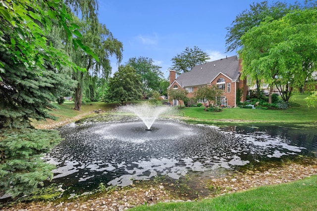 700 Monroe Dr, Lindenhurst, IL 60046 - water view