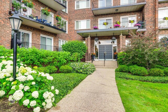 1230 N Western Ave Unit 211, Lake Forest, IL 60045 - photo 2