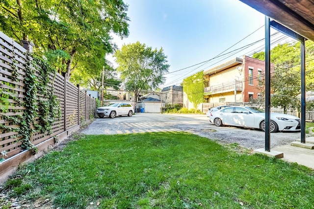 2136 W Schiller St Unit 1R, Chicago, IL 60622 - view of green lawn