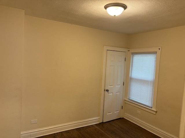 1101 N Ash St, Waukegan, IL 60085 - photo 10