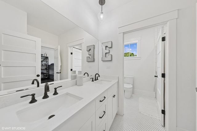 4603 Oakwood Ave, Downers Grove, IL 60515 - full bathroom with double vanity and tile patterned floors