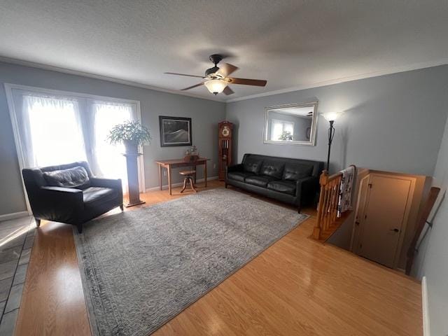 48 Kirkwood Dr, Clinton, IL 61727 - photo 2
