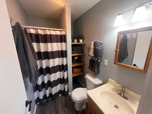 48 Kirkwood Dr, Clinton, IL 61727 - photo 13