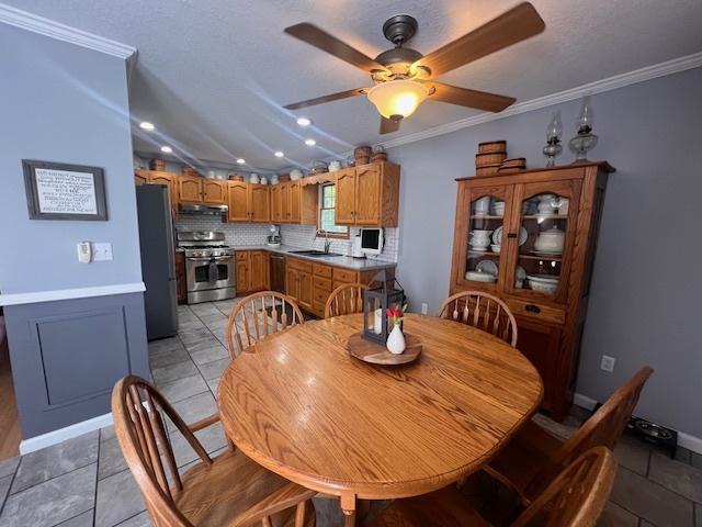 48 Kirkwood Dr, Clinton, IL 61727 - photo 17