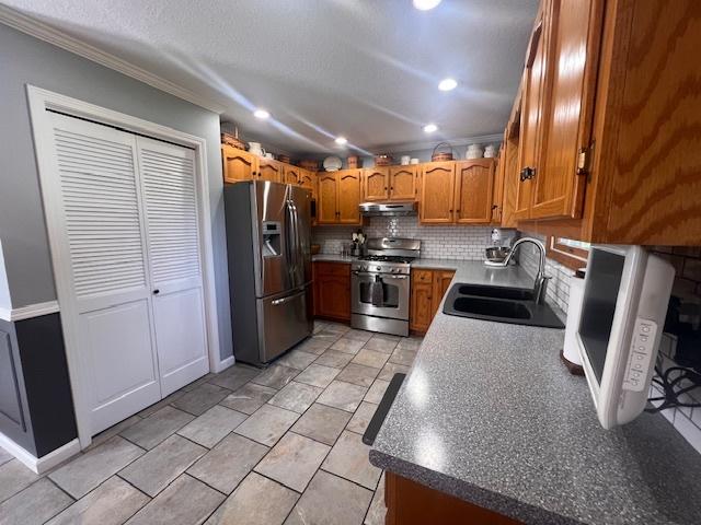 48 Kirkwood Dr, Clinton, IL 61727 - photo 20