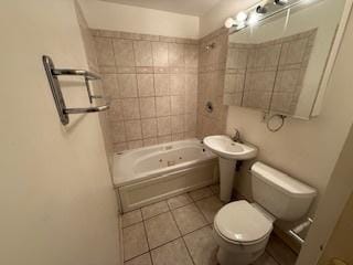 574 Isa Dr, Wheeling, IL 60090 - bathroom featuring tile patterned flooring and washtub / shower combination