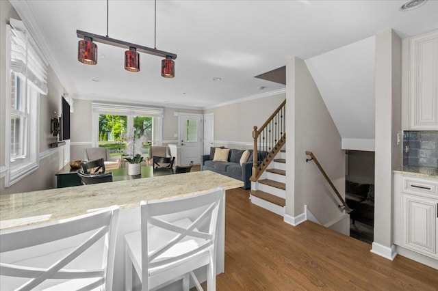 34 Ardmore Ave, Glenview, IL 60025 - photo 9