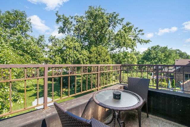 400 Selborne Rd, Riverside, IL 60546 - view of balcony
