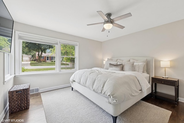588 Glendale Ave, Glen Ellyn, IL 60137 - bedroom featuring dark wood-style flooring and ceiling fan