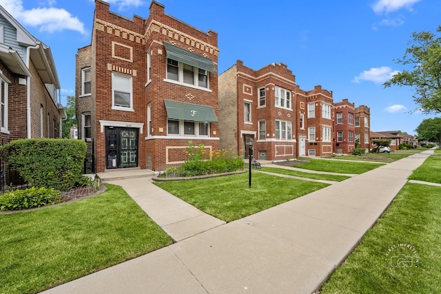 1246 N Monitor Ave, Chicago, IL 60651 - view of building exterior with a residential view
